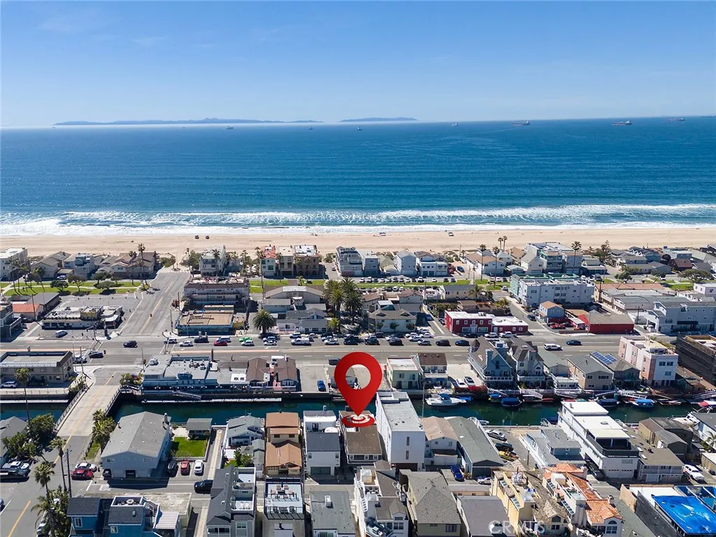 16791 Bayview Drive, Huntington Beach, California 92649 home-pic-8