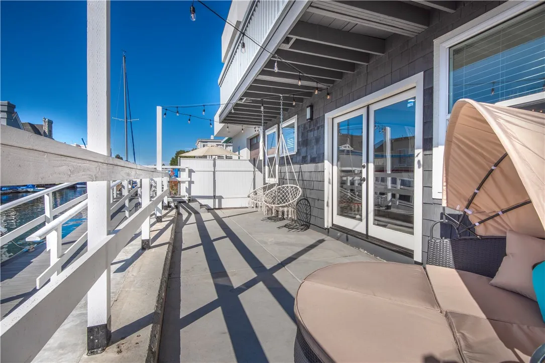 16791 Bayview Drive, Huntington Beach, California 92649 home-pic-23