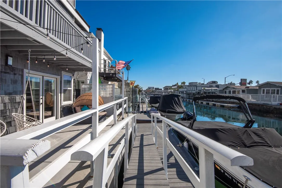 16791 Bayview Drive, Huntington Beach, California 92649 home-pic-7