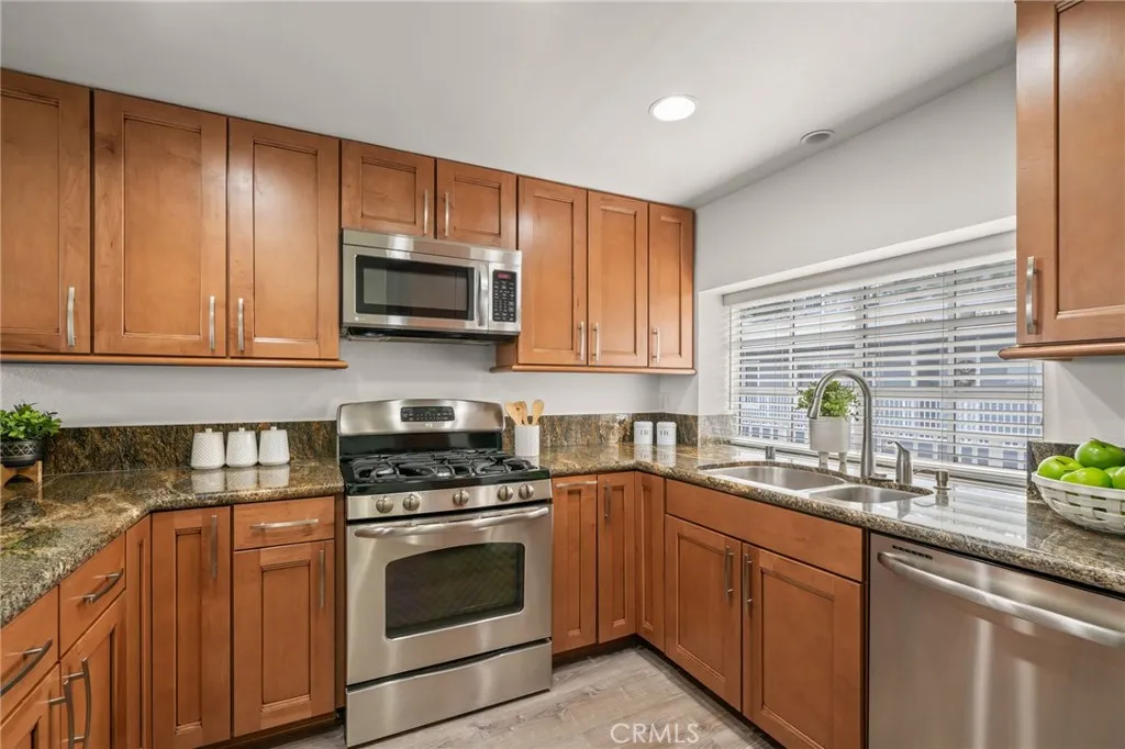 1410 Brett Place 334, San Pedro, California 90732 home-pic-8