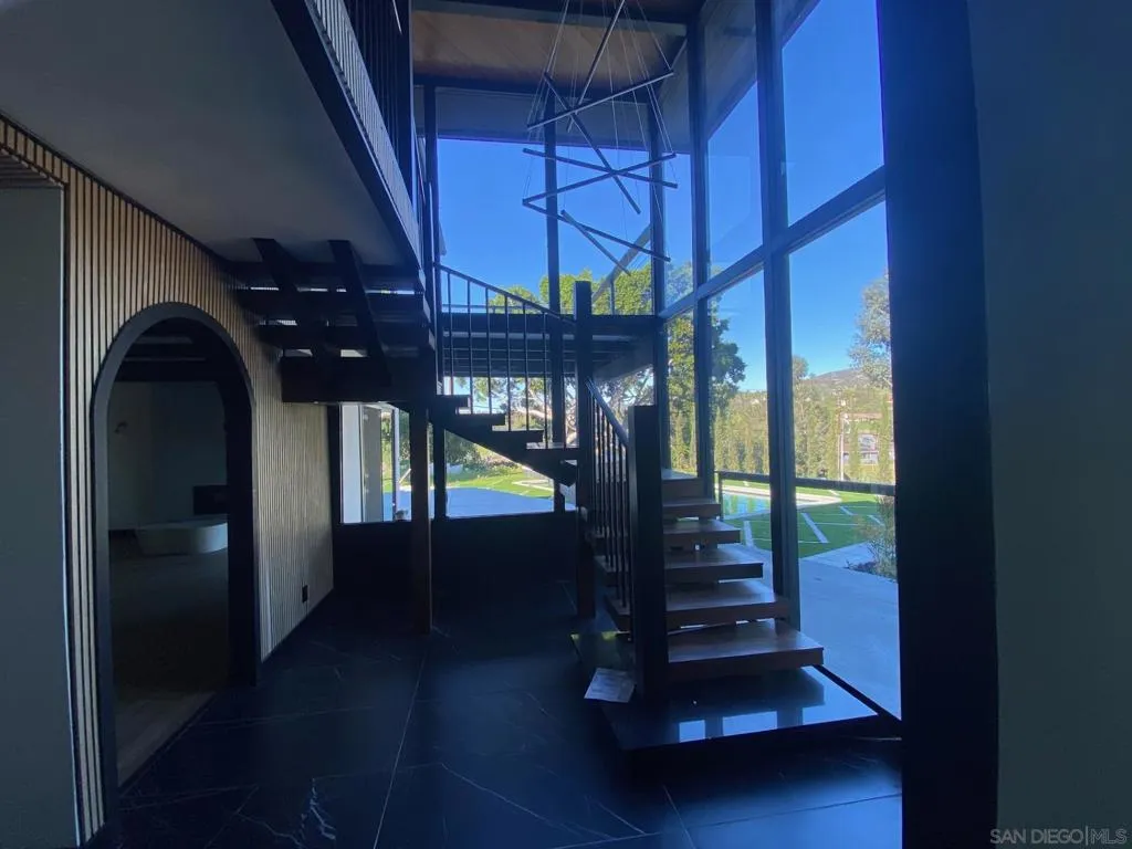 2101 Monte Vista, Vista, California 92084 home-pic-3