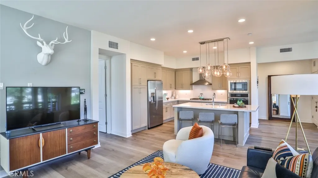Open floorplan, great room. Open floorplan, great room.