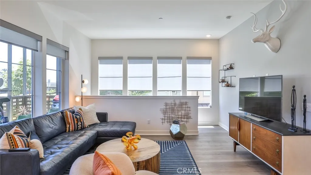 Open floorplan, great room. Open floorplan, great room.