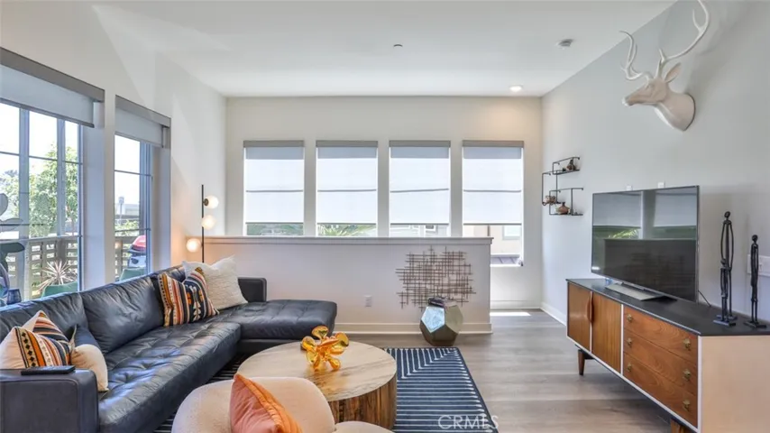 Open floorplan, great room.