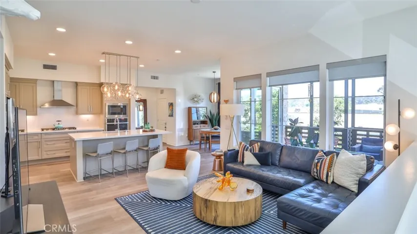 Open floorplan, great room.