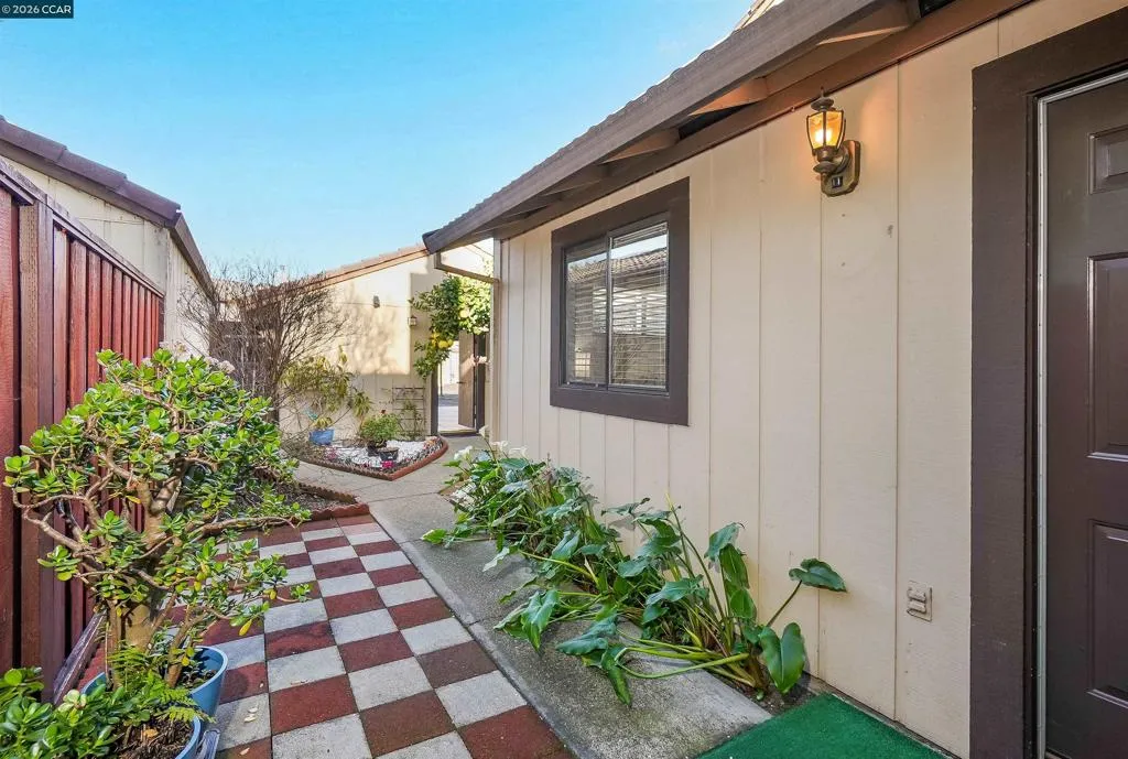 2600 2600 Giant Rd 37, San Pablo, California 94806 home-pic-30