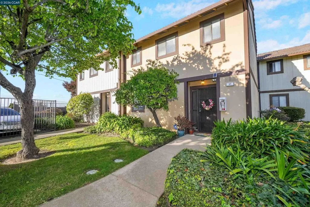2600 2600 Giant Rd 37, San Pablo, California 94806 home-pic-2