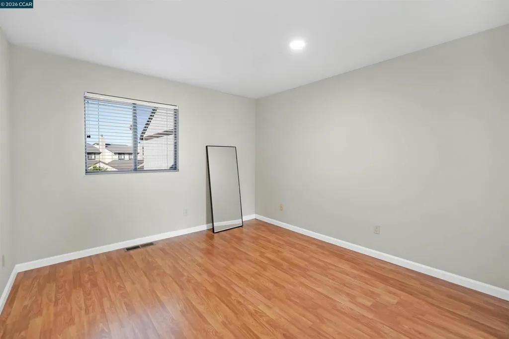 2600 2600 Giant Rd 37, San Pablo, California 94806 home-pic-26