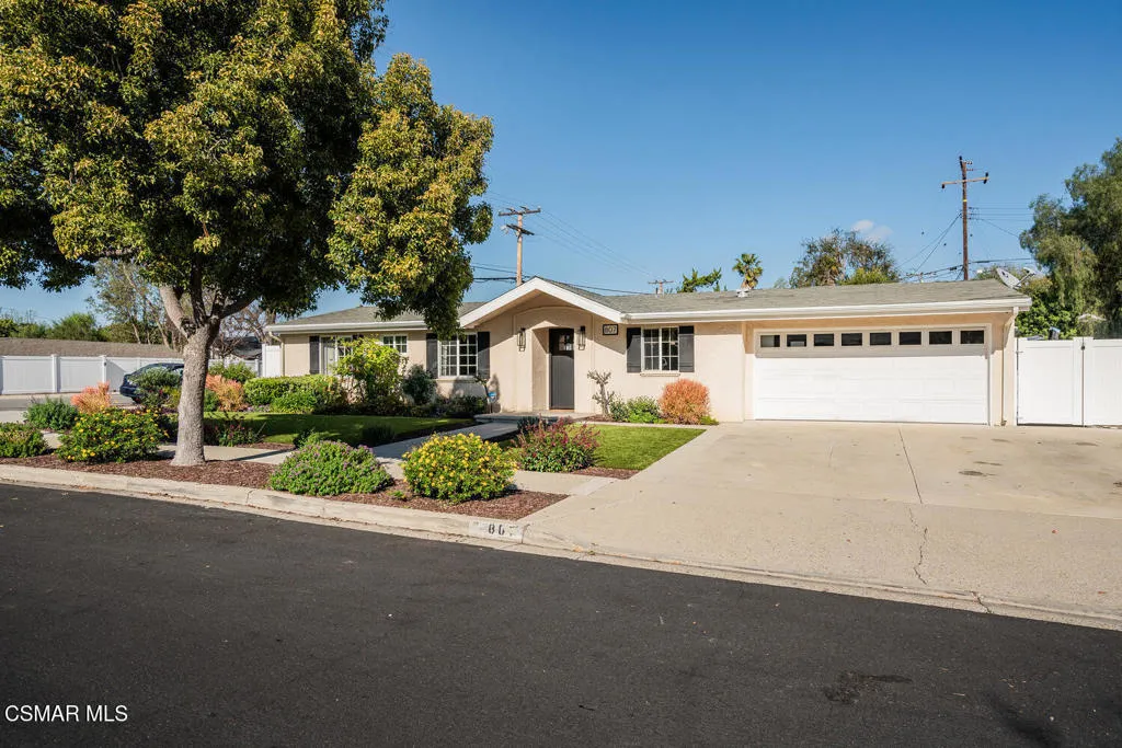 807 Briar Cliff Road, Thousand Oaks, California 91360 home-pic-2