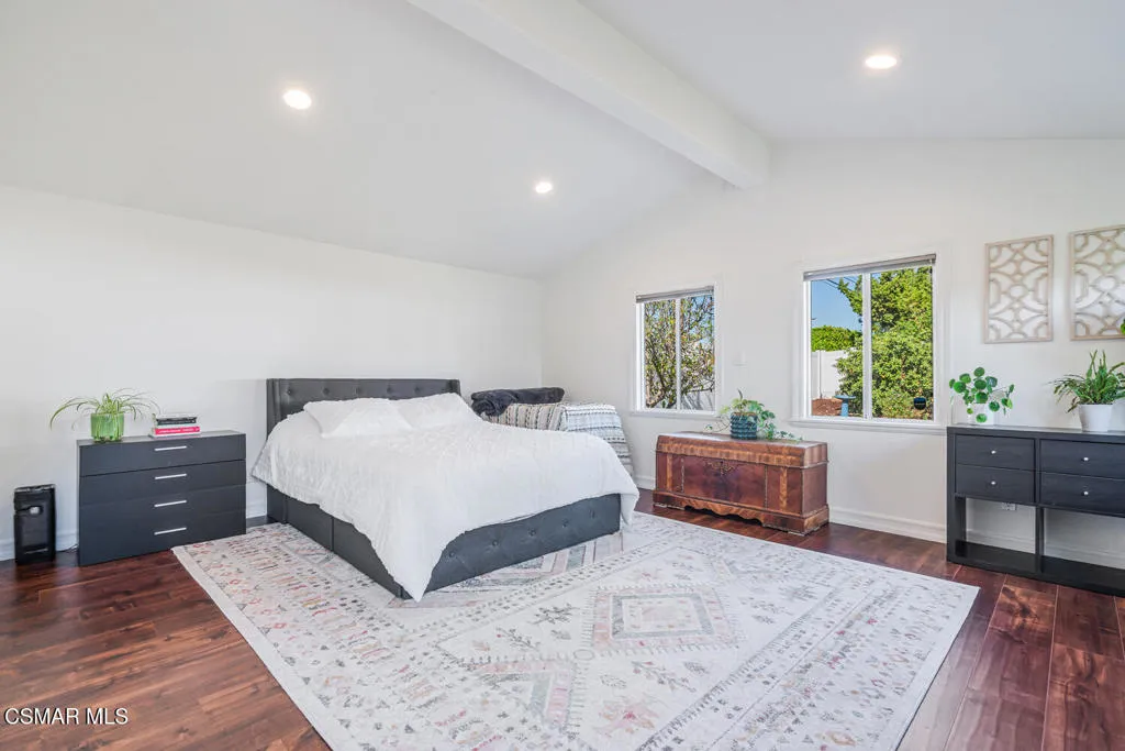 807 Briar Cliff Road, Thousand Oaks, California 91360 home-pic-14