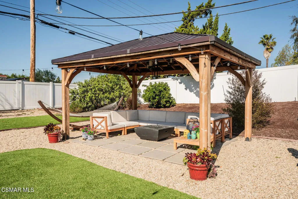 807 Briar Cliff Road, Thousand Oaks, California 91360 home-pic-25
