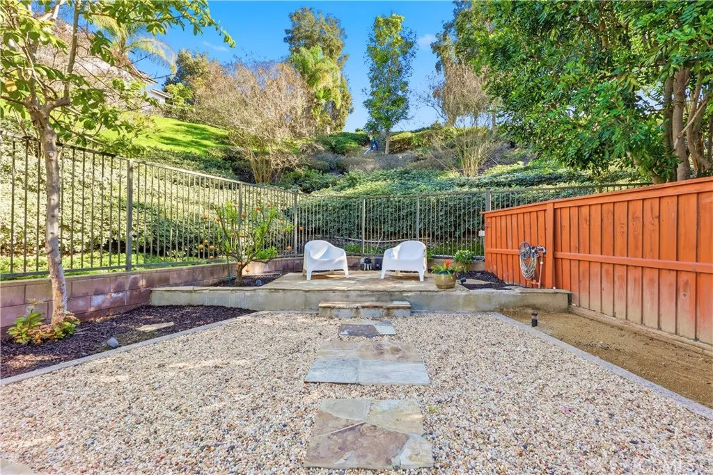 3 Duskywing Court, Ladera Ranch, California 92694 home-pic-14