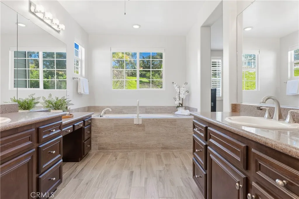 3 Duskywing Court, Ladera Ranch, California 92694 home-pic-31