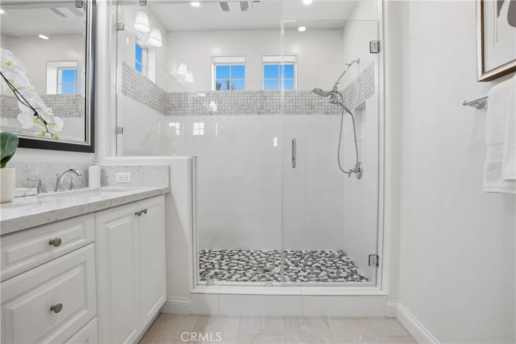 117 Cerrero Court, Rancho Mission Viejo, California 92694 home-pic-23