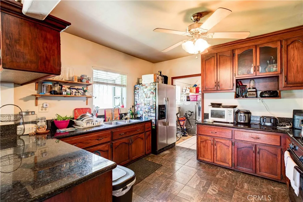201 S Benton, Los Angeles, California 90057 home-pic-12