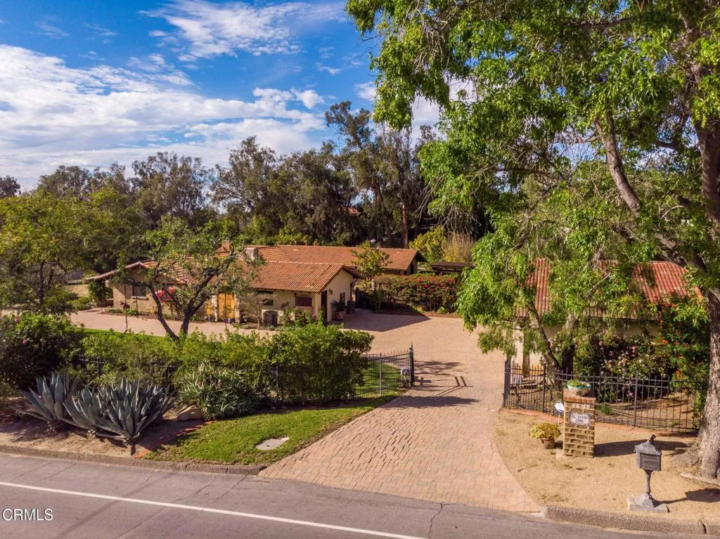 365 Valley Vista Drive, Camarillo, California 93010 home-pic-1