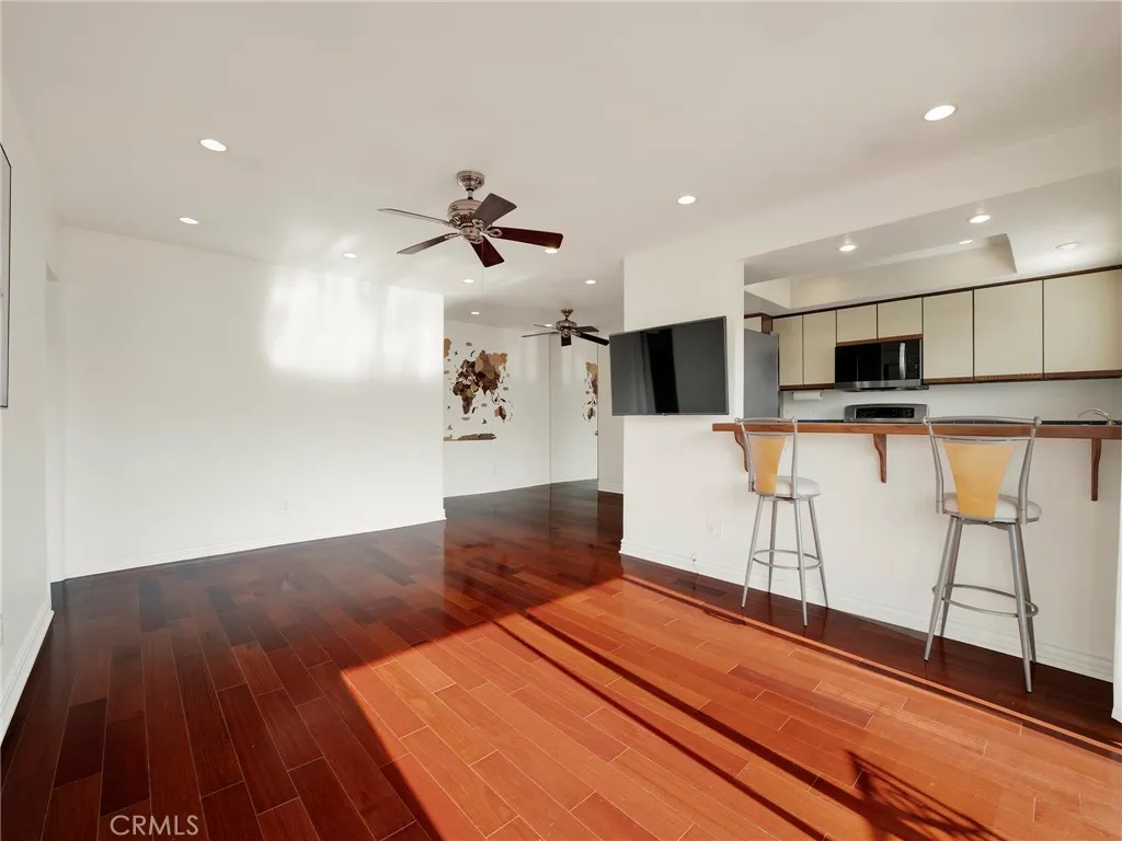 5000 S Centinela 337, Los Angeles, California 90066 home-pic-8