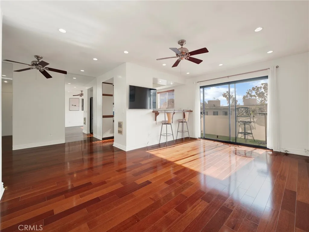 5000 S Centinela 337, Los Angeles, California 90066 home-pic-7