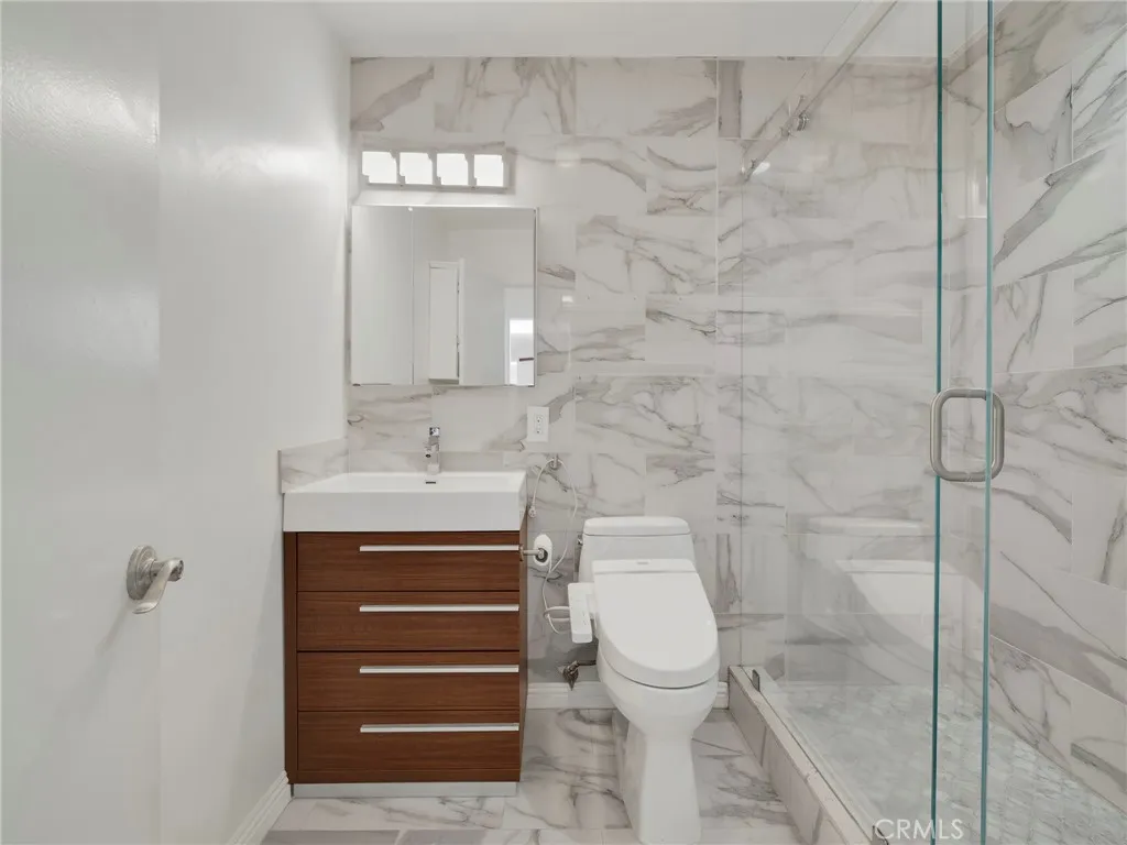 5000 S Centinela 337, Los Angeles, California 90066 home-pic-12