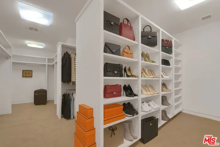 Primary closet Virtually stage