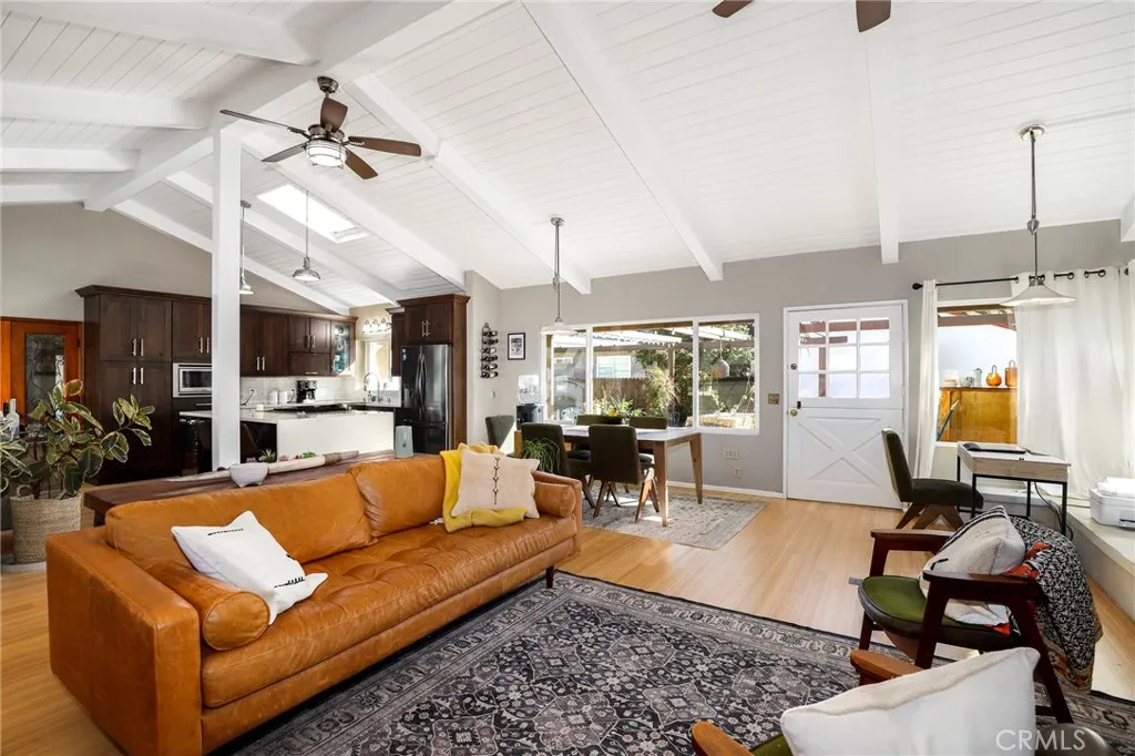 4717 Whitewood, Long Beach, California 90808 home-pic-11
