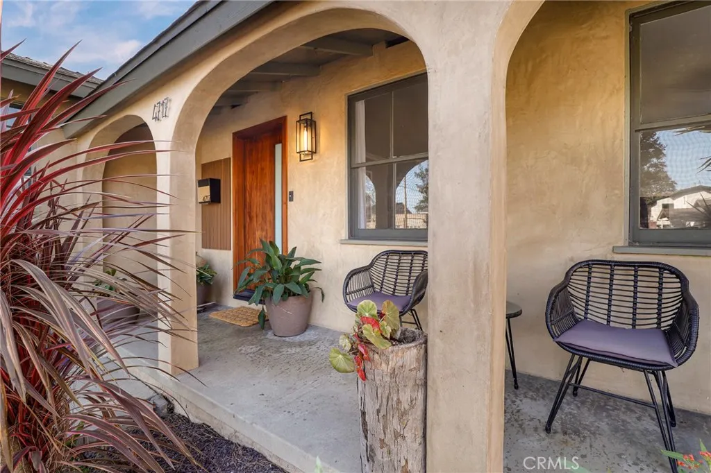4717 Whitewood, Long Beach, California 90808 home-pic-2