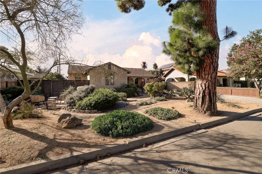 4717 Whitewood, Long Beach, California 90808 home-pic-45