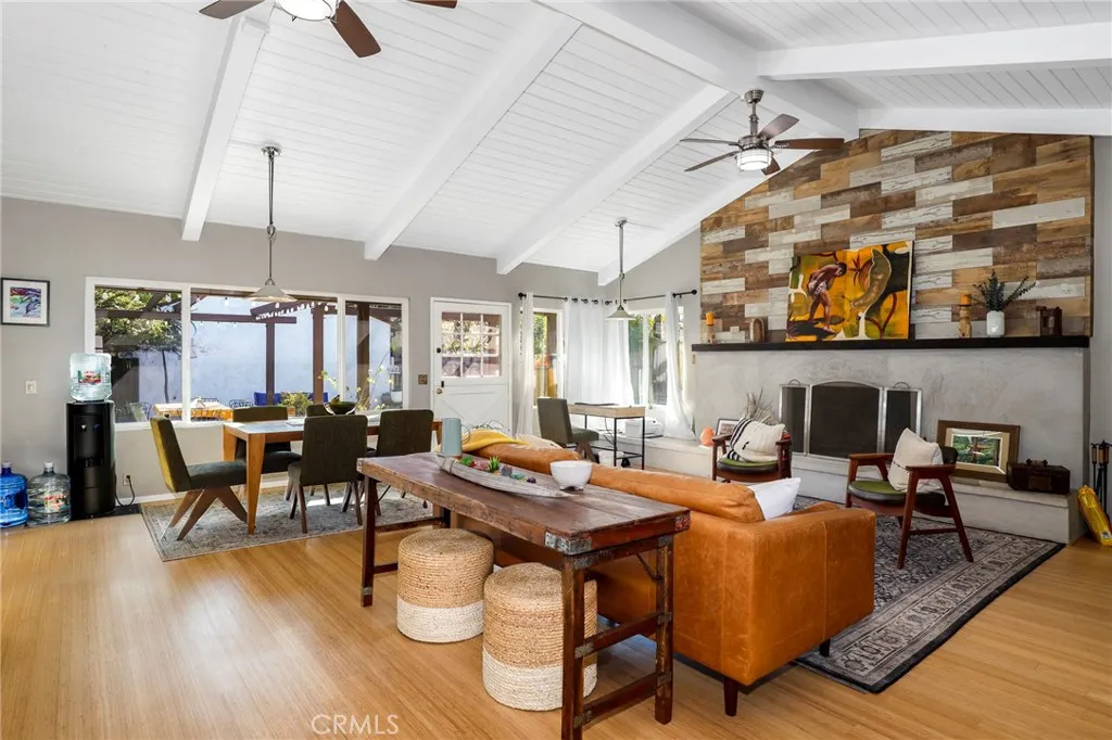 4717 Whitewood, Long Beach, California 90808 home-pic-10