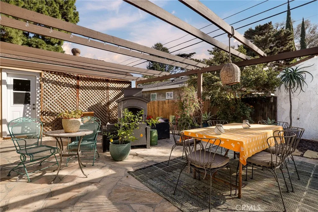 4717 Whitewood, Long Beach, California 90808 home-pic-31