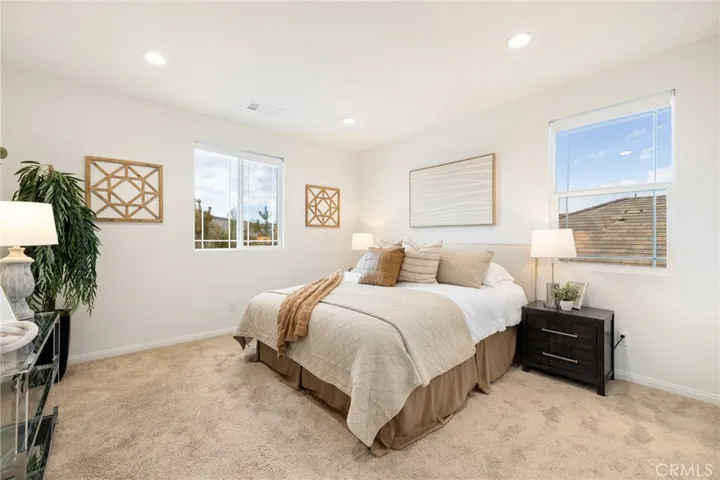 Jr suite with an attached bath off the loft