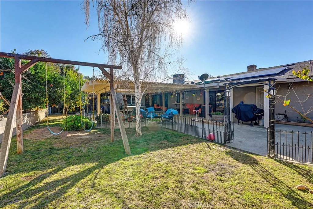 25894 Pleasant, Hemet, California 92544 home-pic-17