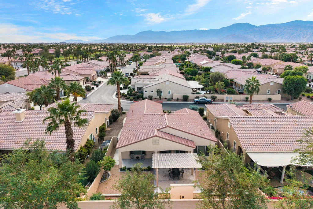 81450 Avenida Altamira, Indio, California 92203 home-pic-30