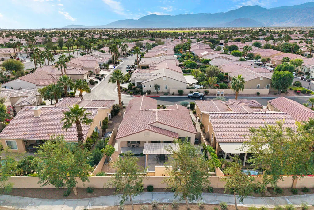 81450 Avenida Altamira, Indio, California 92203 home-pic-29