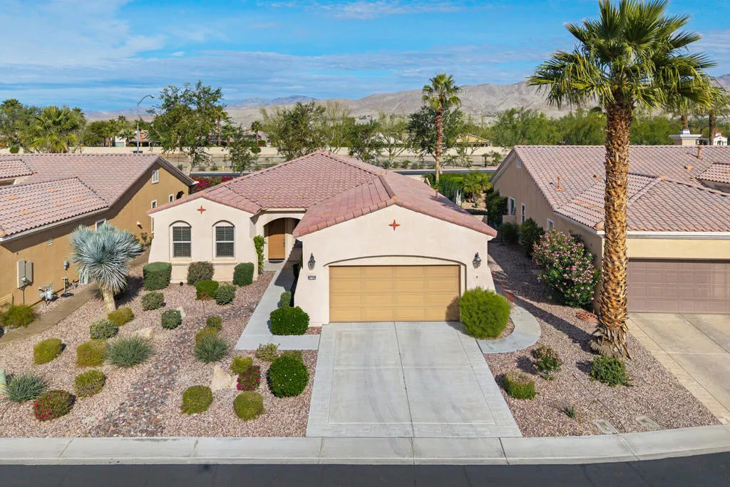81450 Avenida Altamira, Indio, California 92203 home-pic-27