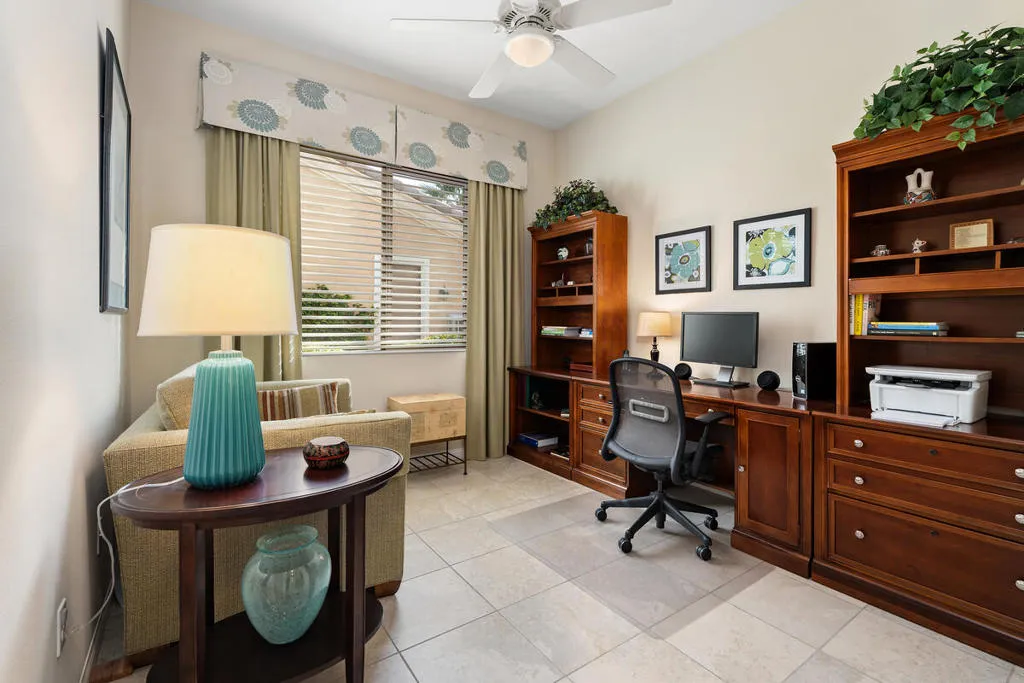 81450 Avenida Altamira, Indio, California 92203 home-pic-17