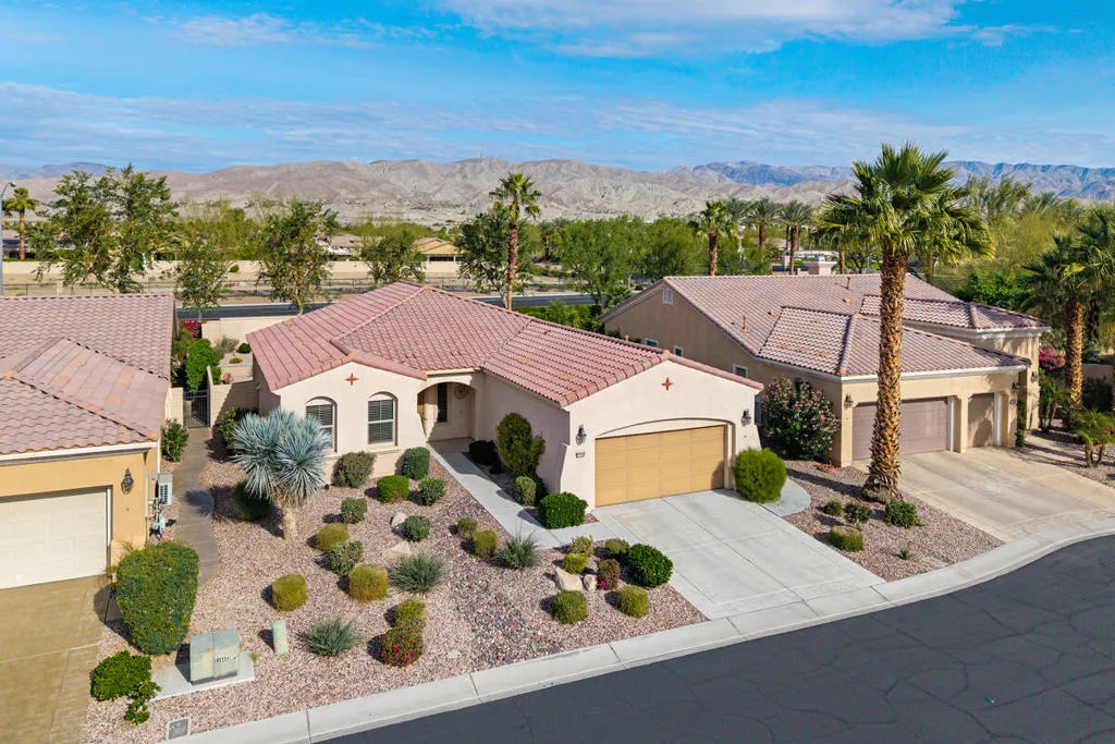 81450 Avenida Altamira, Indio, California 92203 home-pic-28