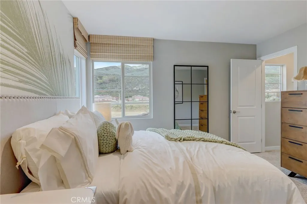 7938 Portofino Street, Highland, California 92346 home-pic-55