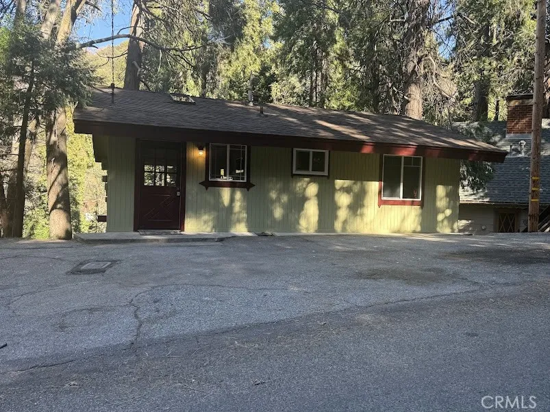 25132 Boa, Crestline, California 92325 home-pic-1