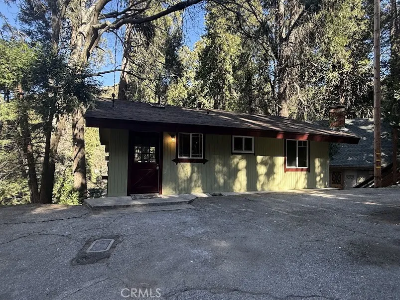 25132 Boa, Crestline, California 92325 home-pic-2