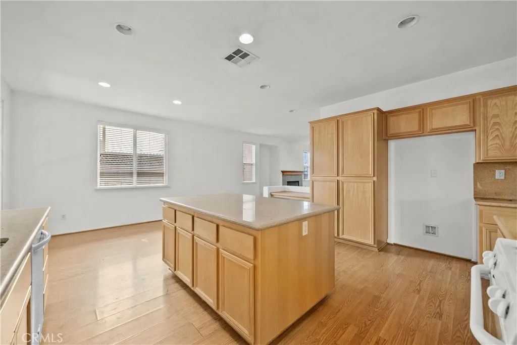 43341 Elizabeth, Lancaster, California 93535 home-pic-37
