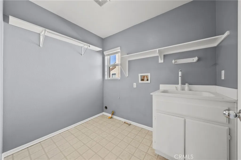 43341 Elizabeth, Lancaster, California 93535 home-pic-13