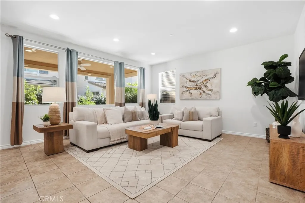 14799 Apricot, Westminster, California 92683 home-pic-8