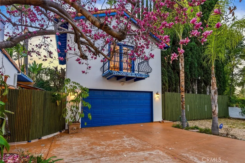 5237 Oakdale, Woodland Hills, California 91364 home-pic-6