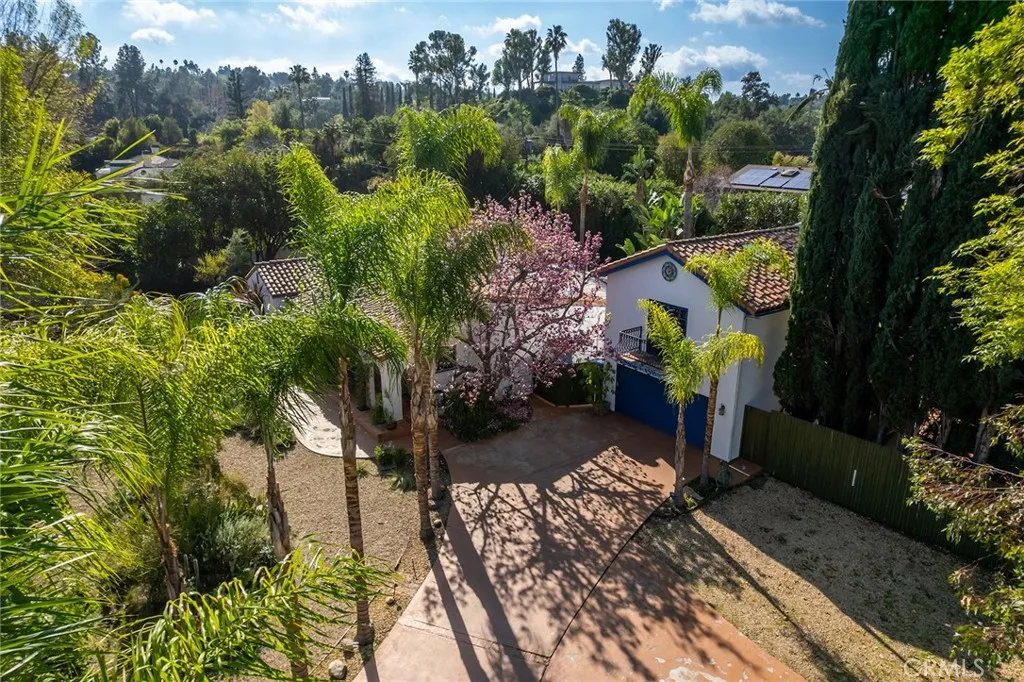 5237 Oakdale, Woodland Hills, California 91364 home-pic-50