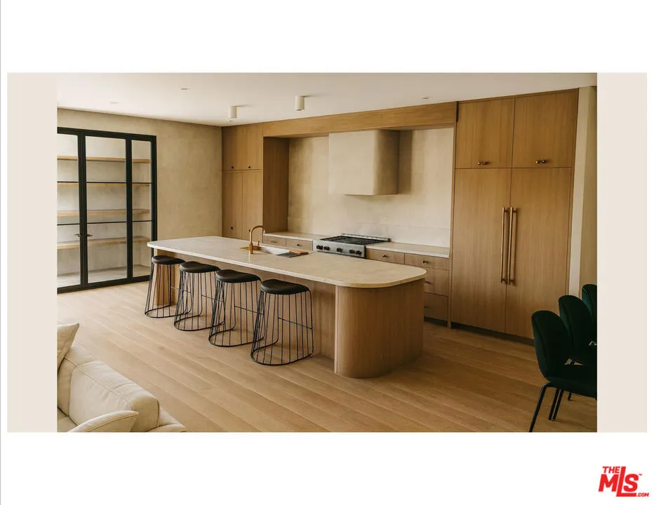 11912 Charnock Road, Los Angeles, California 90066 home-pic-9