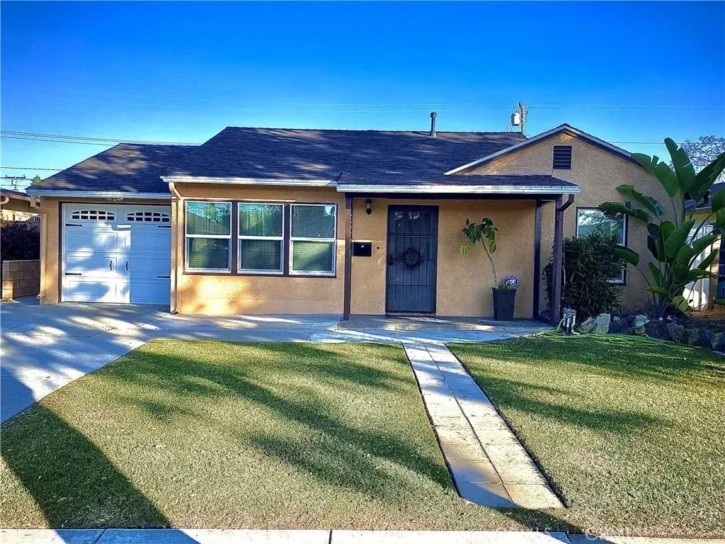 14504 Cordary, Hawthorne, California 90250 home-pic-1