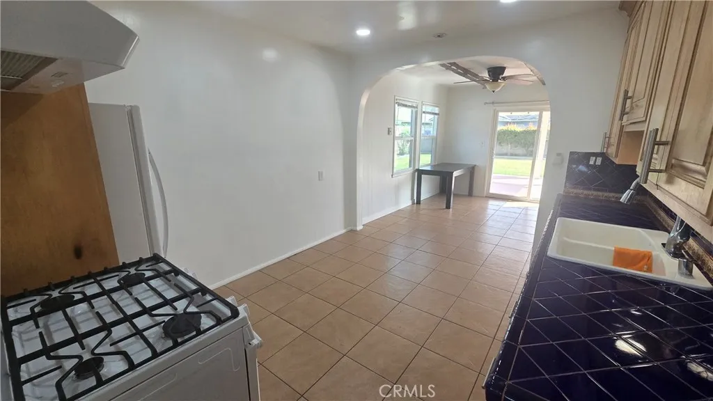 14504 Cordary, Hawthorne, California 90250 home-pic-21
