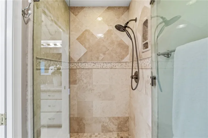 Primary shower