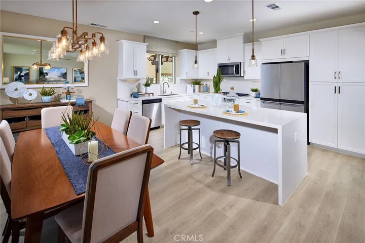 MODEL HOME