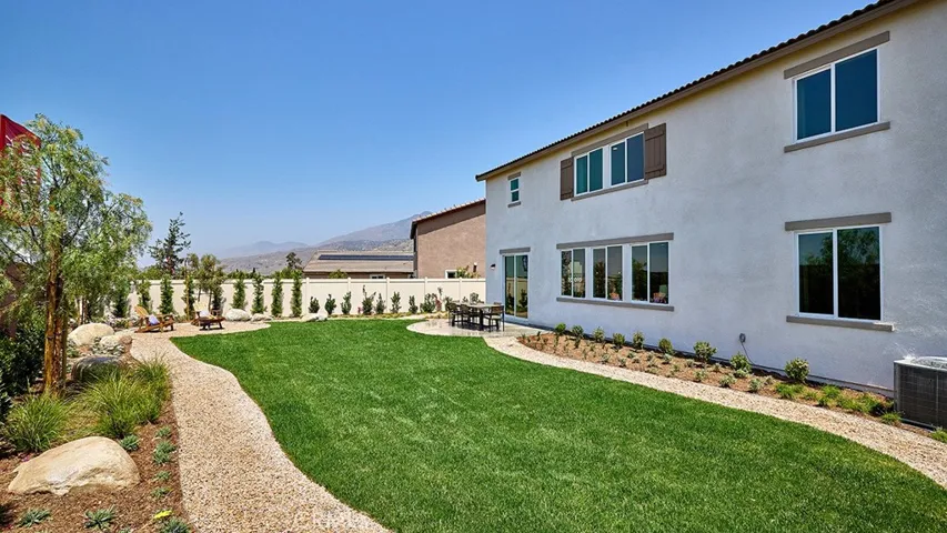 MODEL HOME BACK YARD